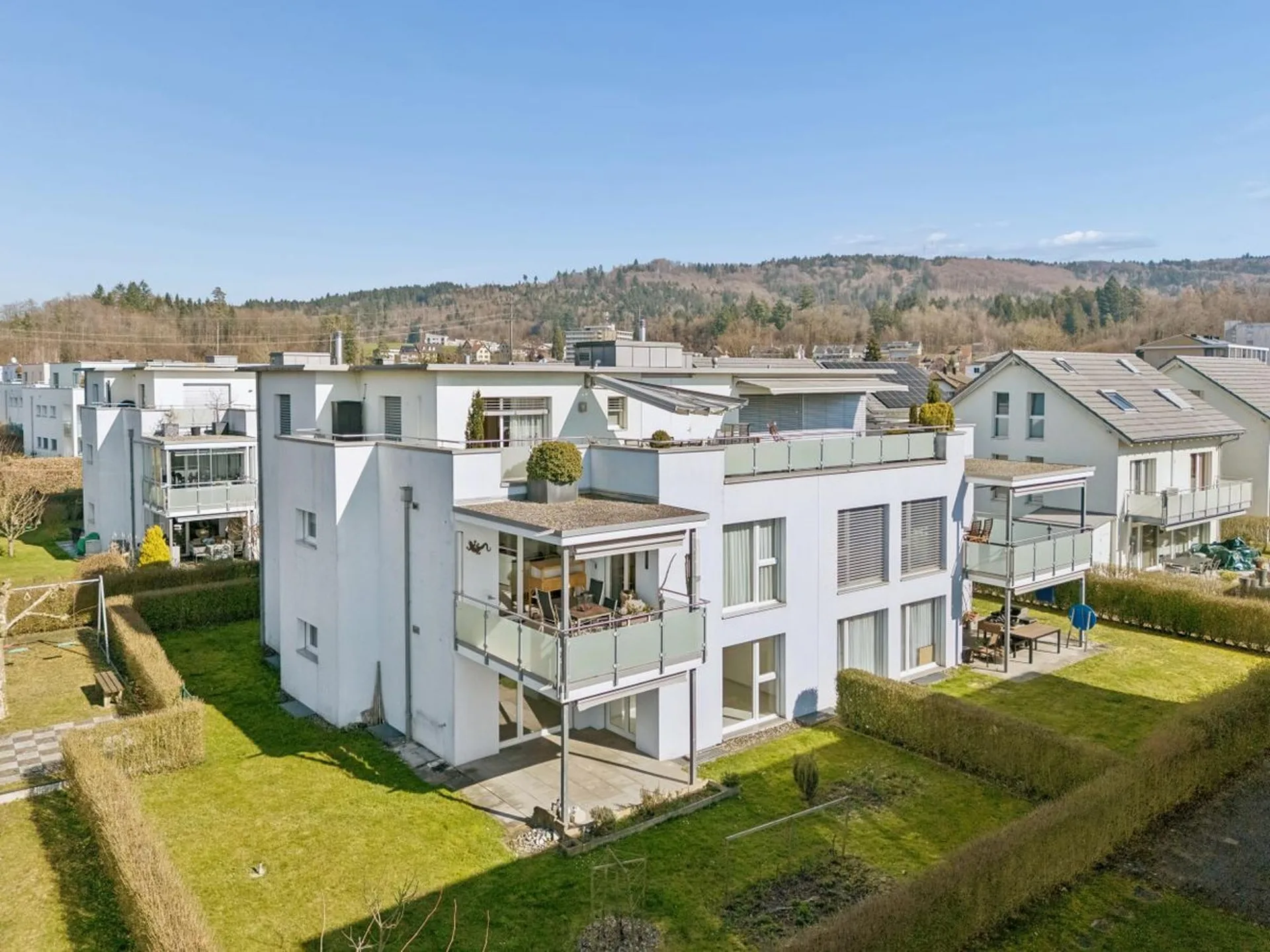 Appartement de 3,5 pièces au rez-de-chaussée avec jardin