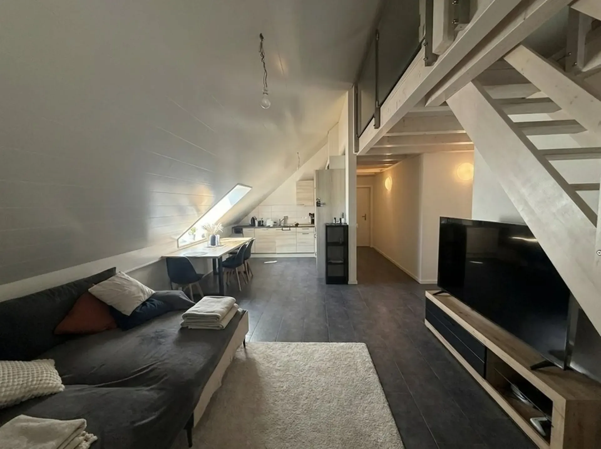 Appartement de 2.5 pièces en duplex au dernier étage