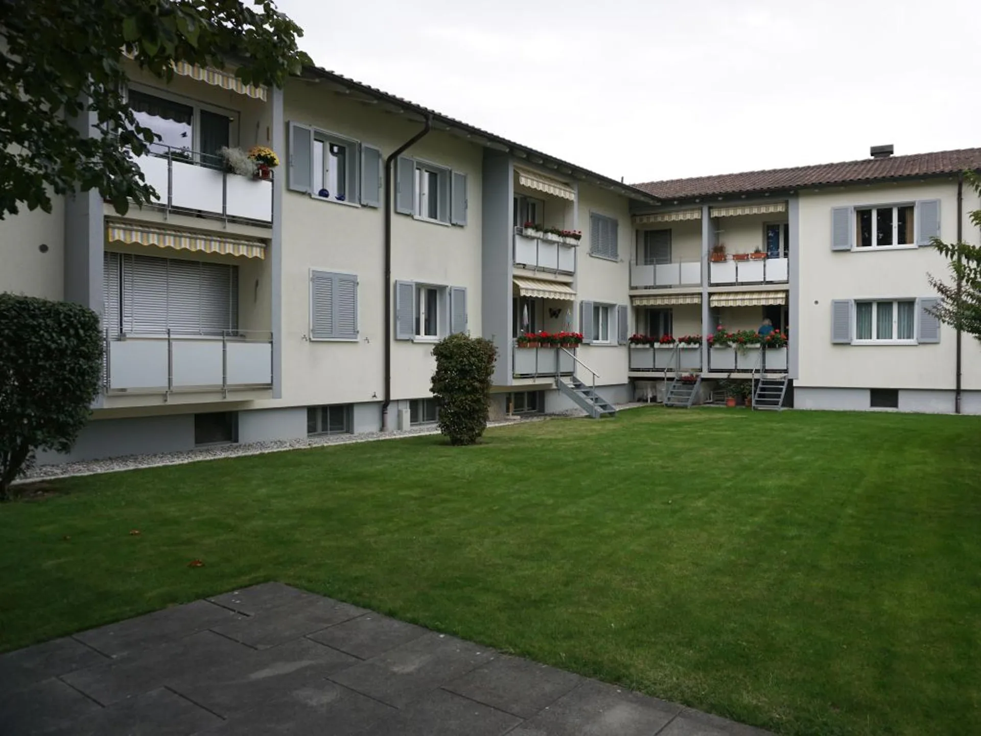 Appartement 4 1/2 pièces, 1er étage droite