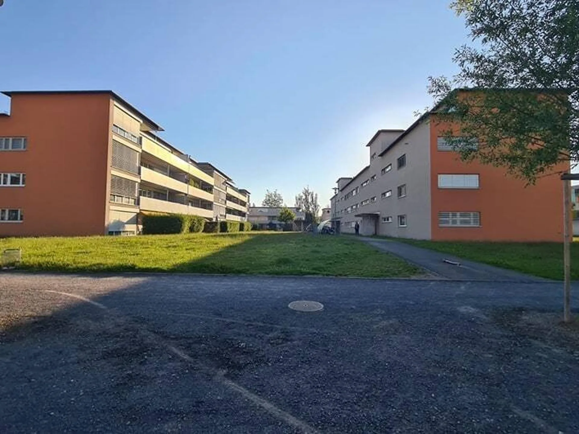 Tolle Wohnung an ruhiger Lage sucht neue Mieter per 16.07.2026.