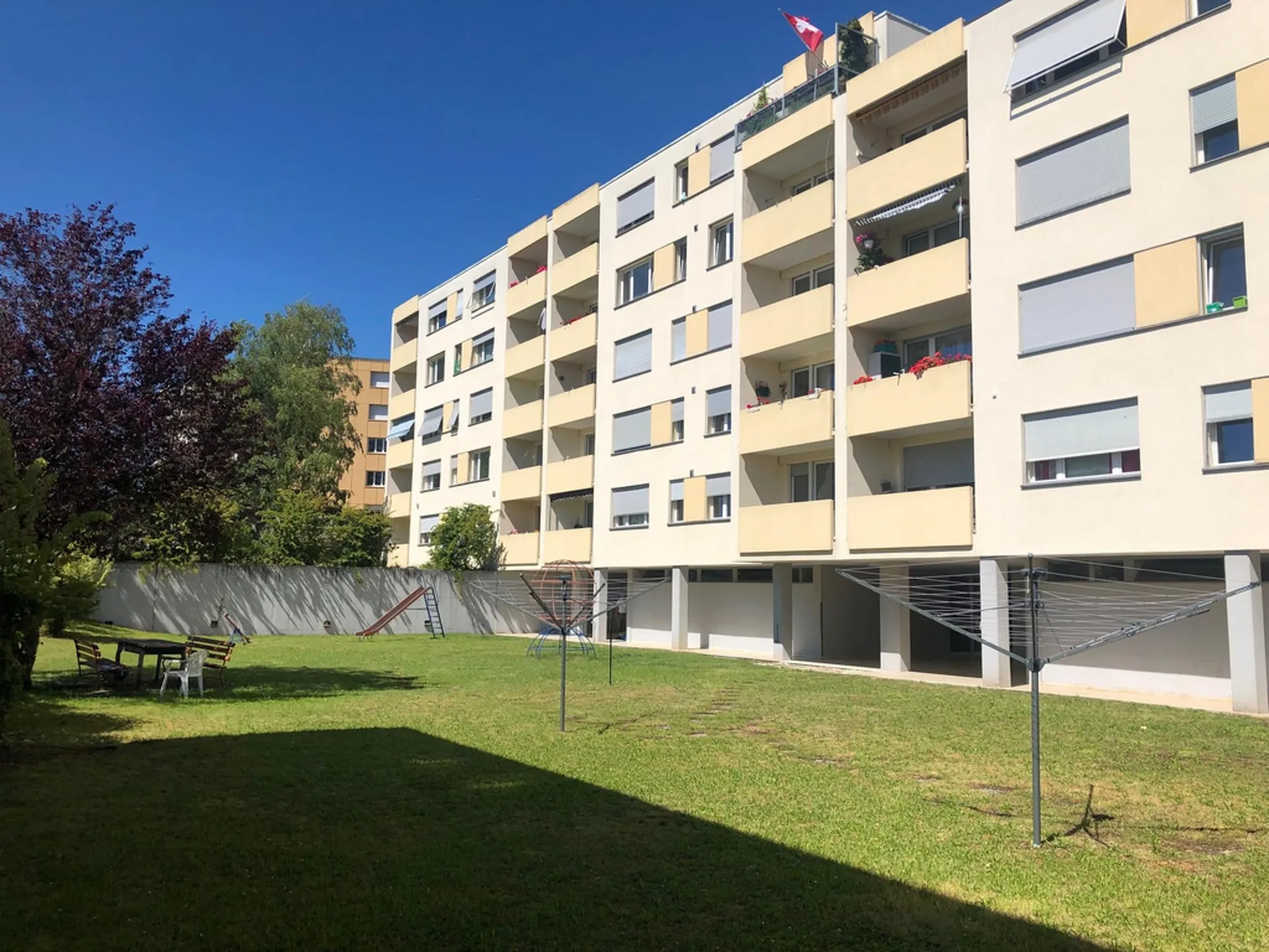 Bel appartement de 2 pièces au 2ème étage à Neuchâtel