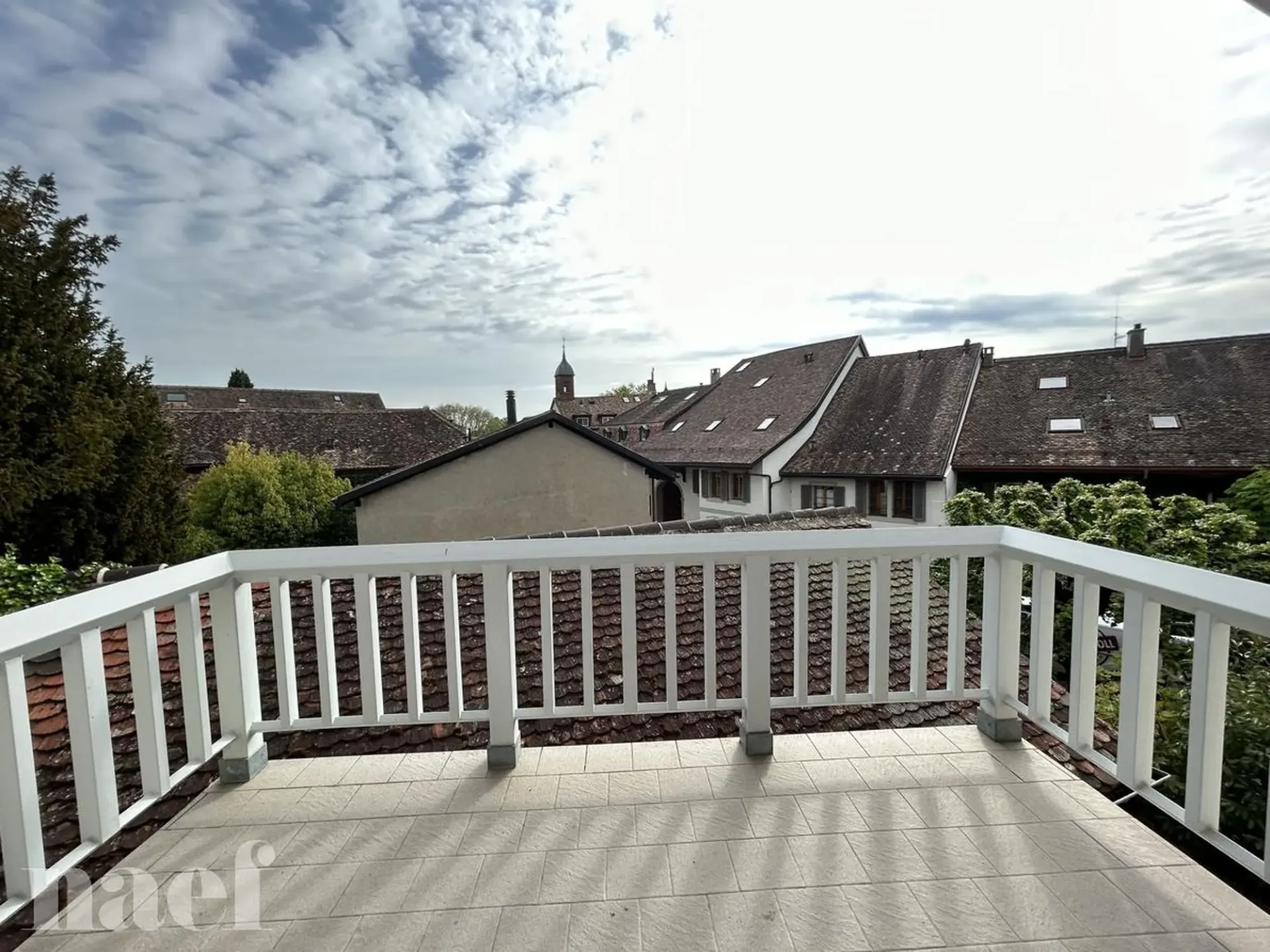 Bel appartement de 3,5 pièces au 2ème étage avec balcon