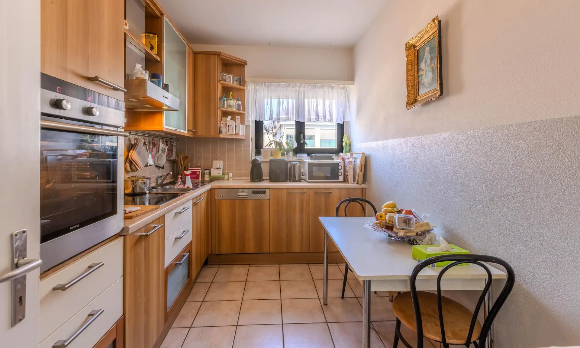 STUPENDES 5.5 ZIMMER APARTMENT MIT 2 GROßEN BALKONEN IN BELLINZONA