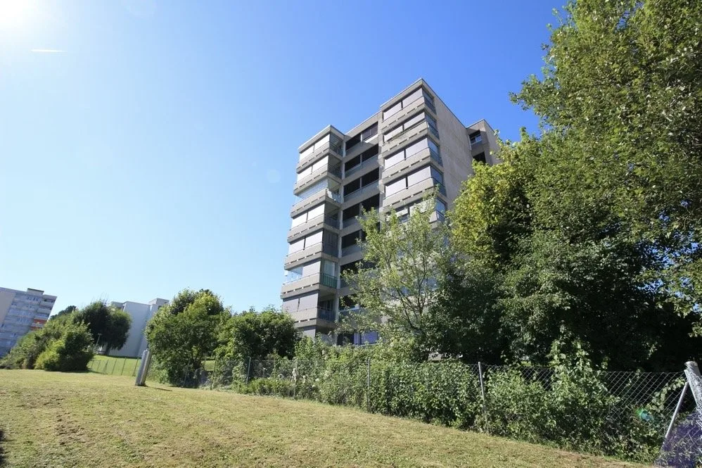 Spacieux logement lumineux avec une belle vue
