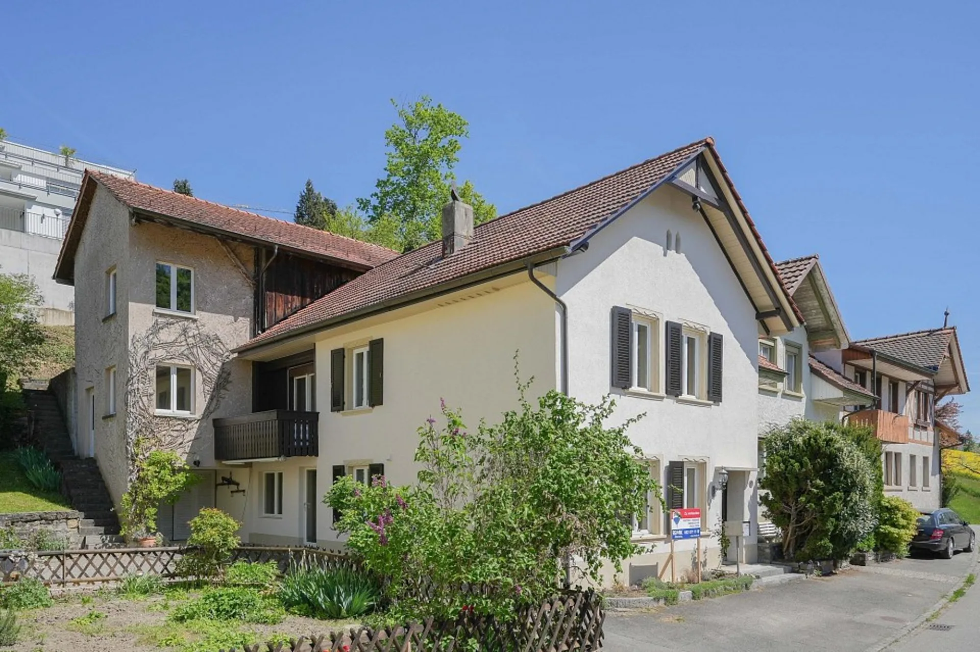 Für Gartenmuffel: Grosszügiges 6-Zimmer-Haus (Garten optional)
