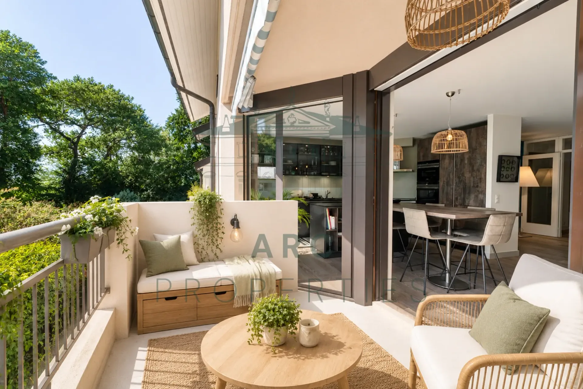 Superbe appartement traversant avec vue imprenable à Carouge