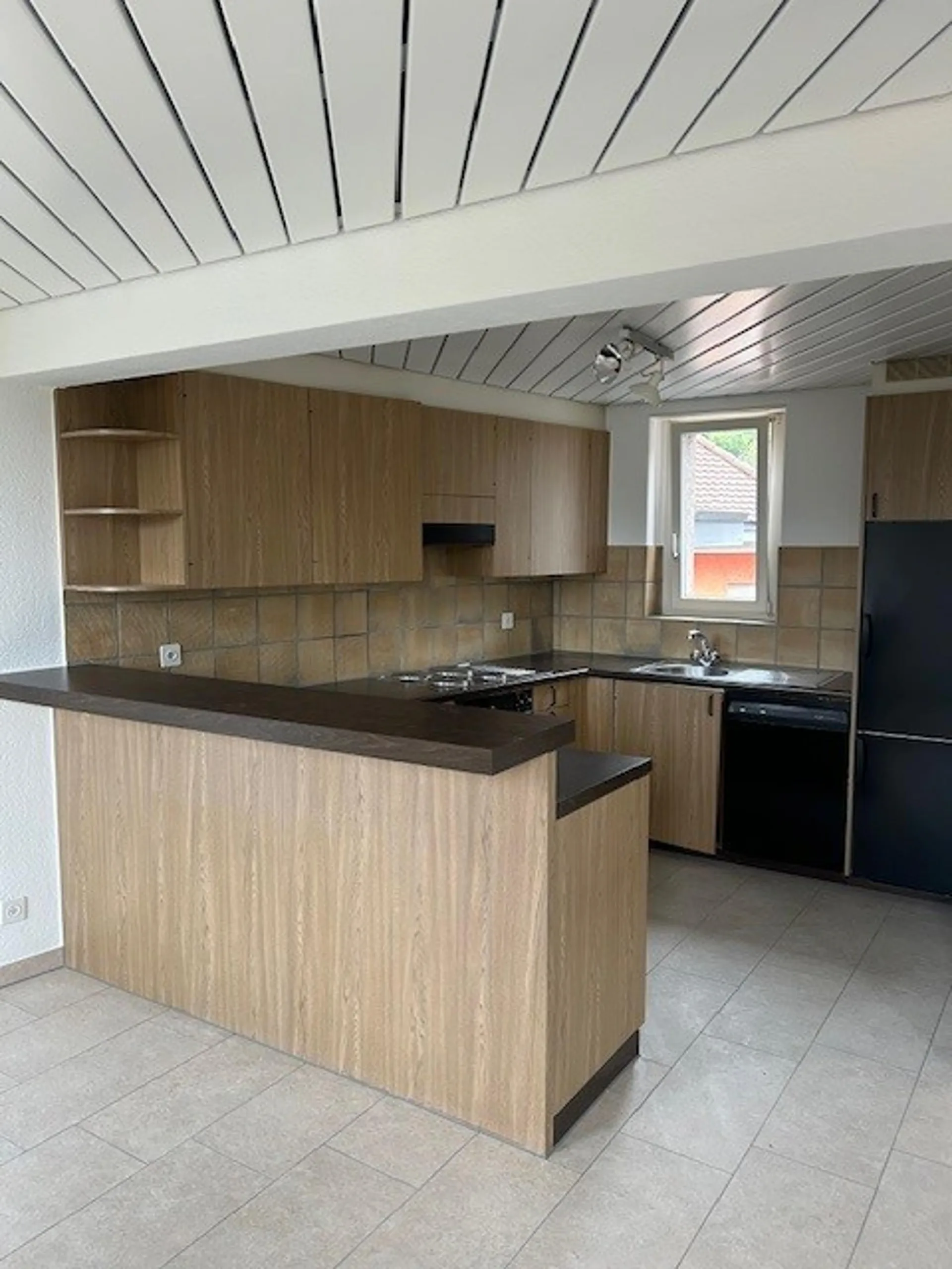 Charmante 2.5-Zimmer-Dachwohnung mit zwei grossen Dachterrassen in Baden