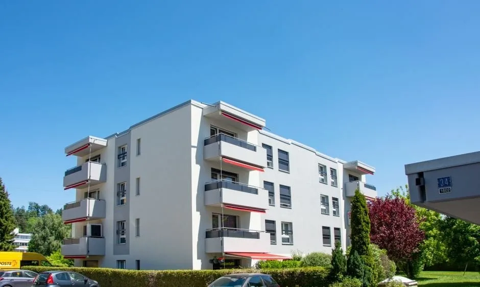 Bel appartement en rénovation de 3 pièces au 1er étage