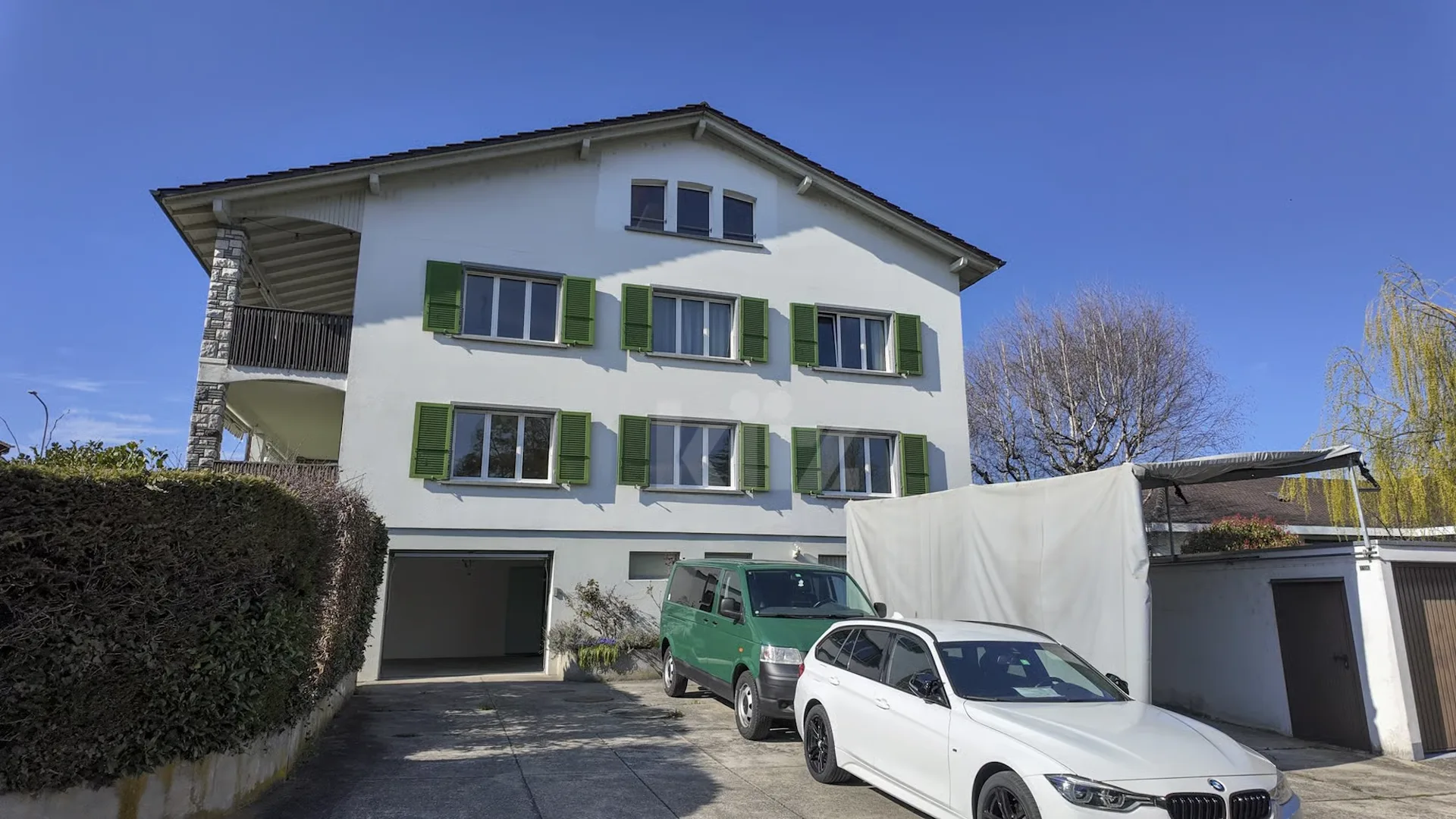 Immeuble de deux appartements et potentiel d'agrandissement