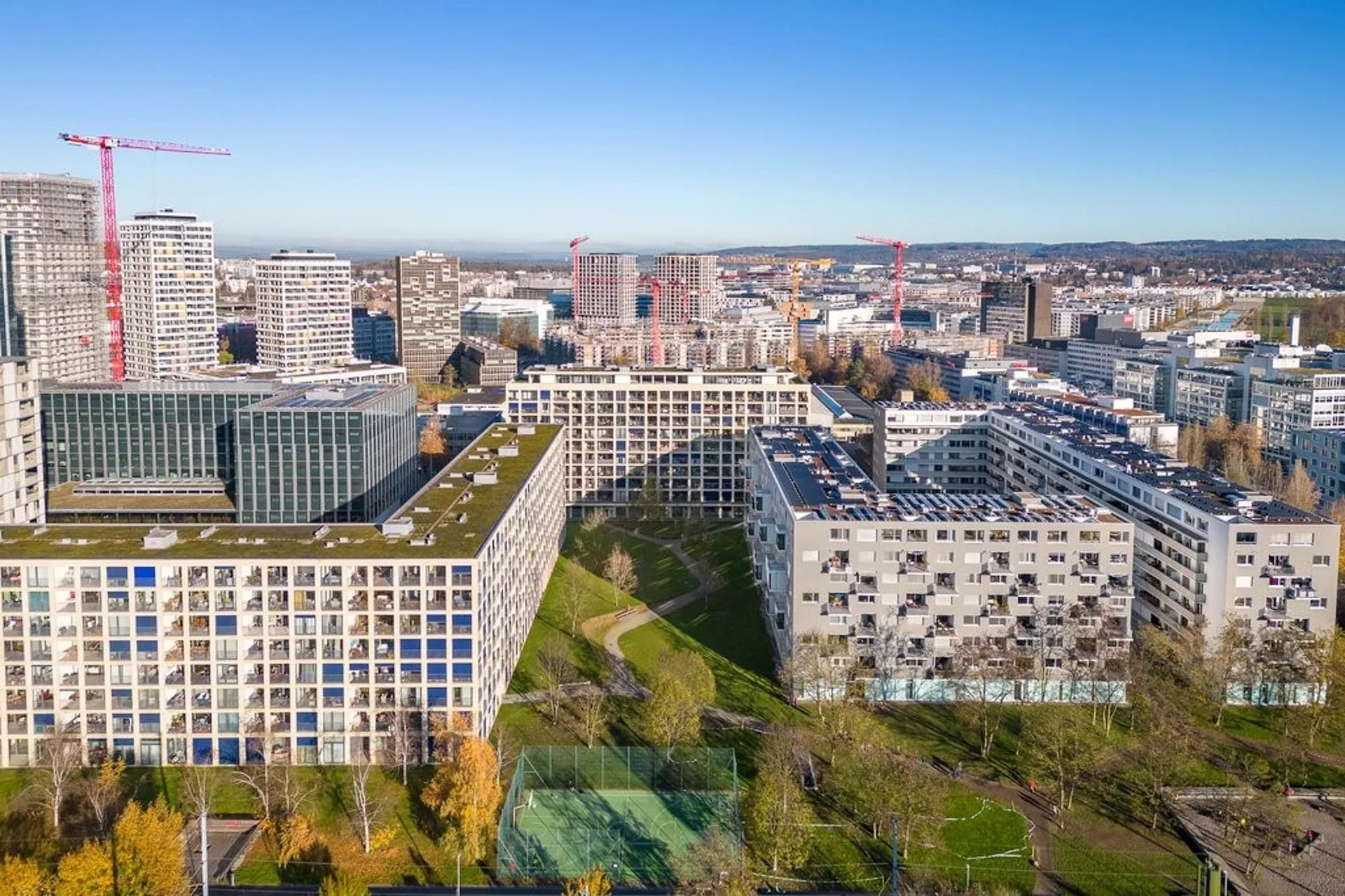 Ruhiges wohnen mitten im Geschehen mit toller Aussicht