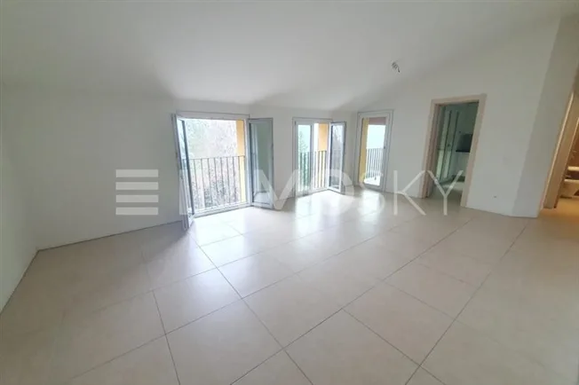 Elegante Wohnung mit Panoramabalkon Bruzella