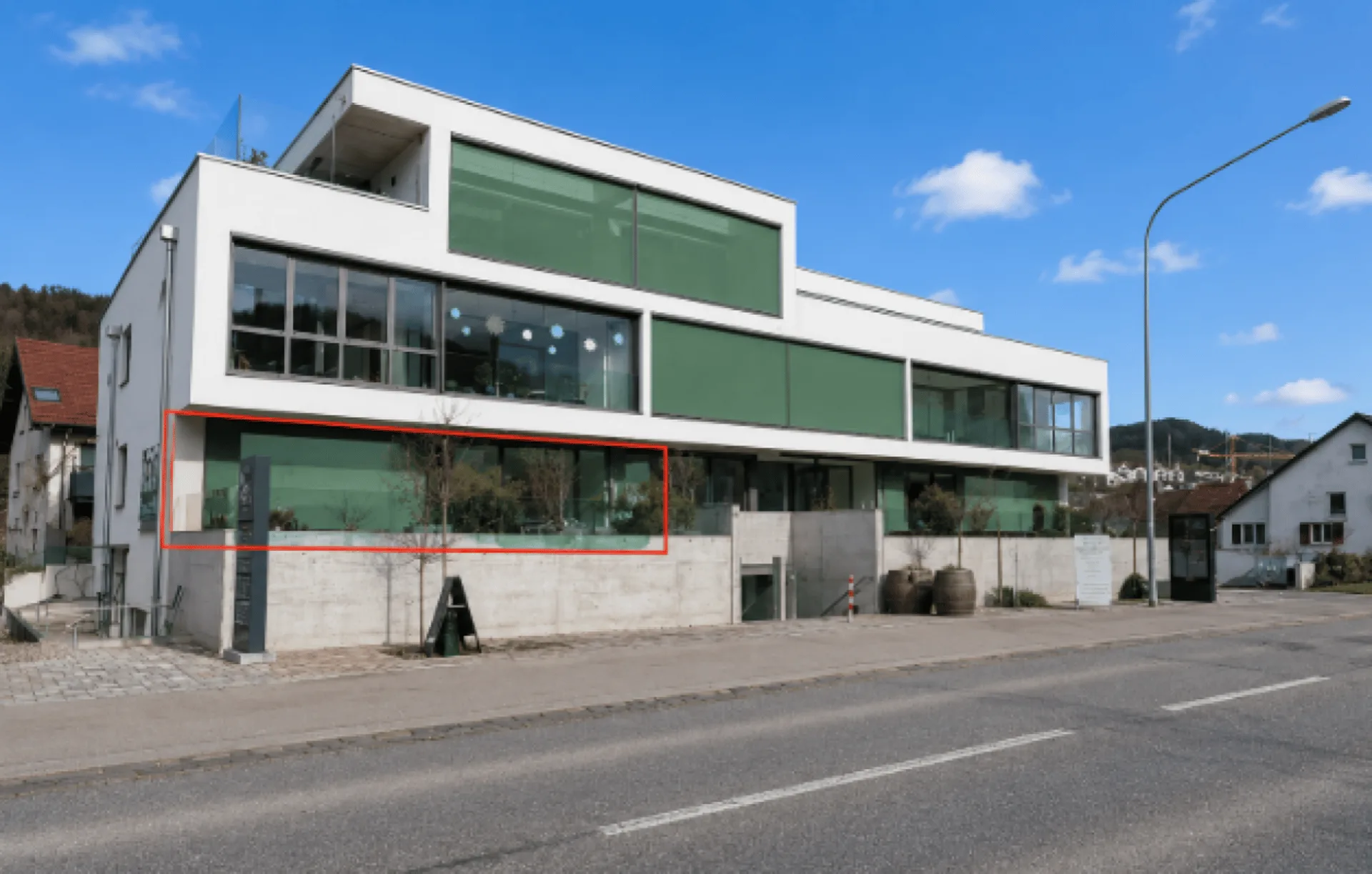 Exklusive moderne 4.5-Zimmer-Wohnung mit grosser Terrasse & Waschturm