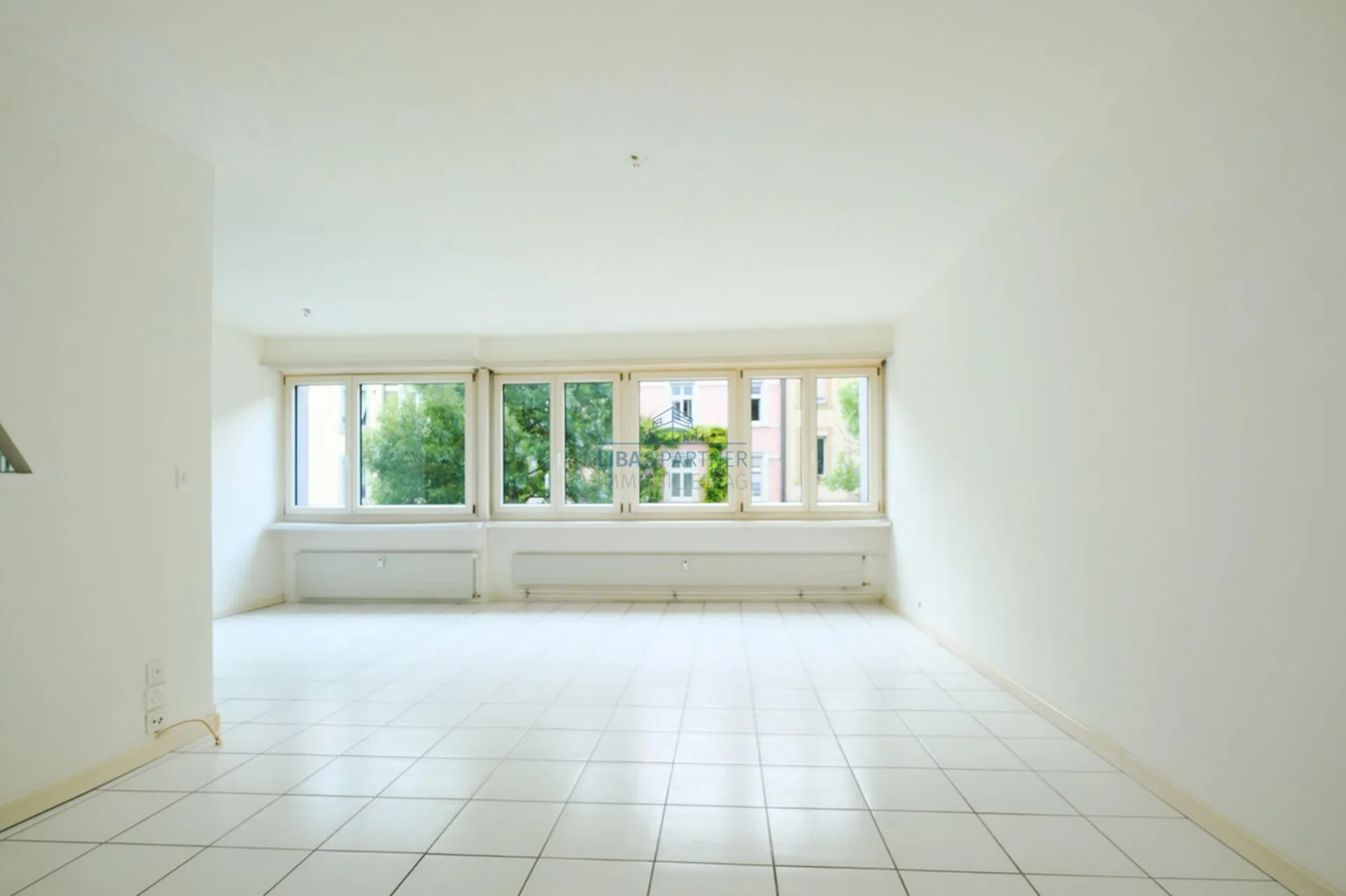 Charmant appartement 3.5 pièces à seulement une pierre du Rhin idyllique