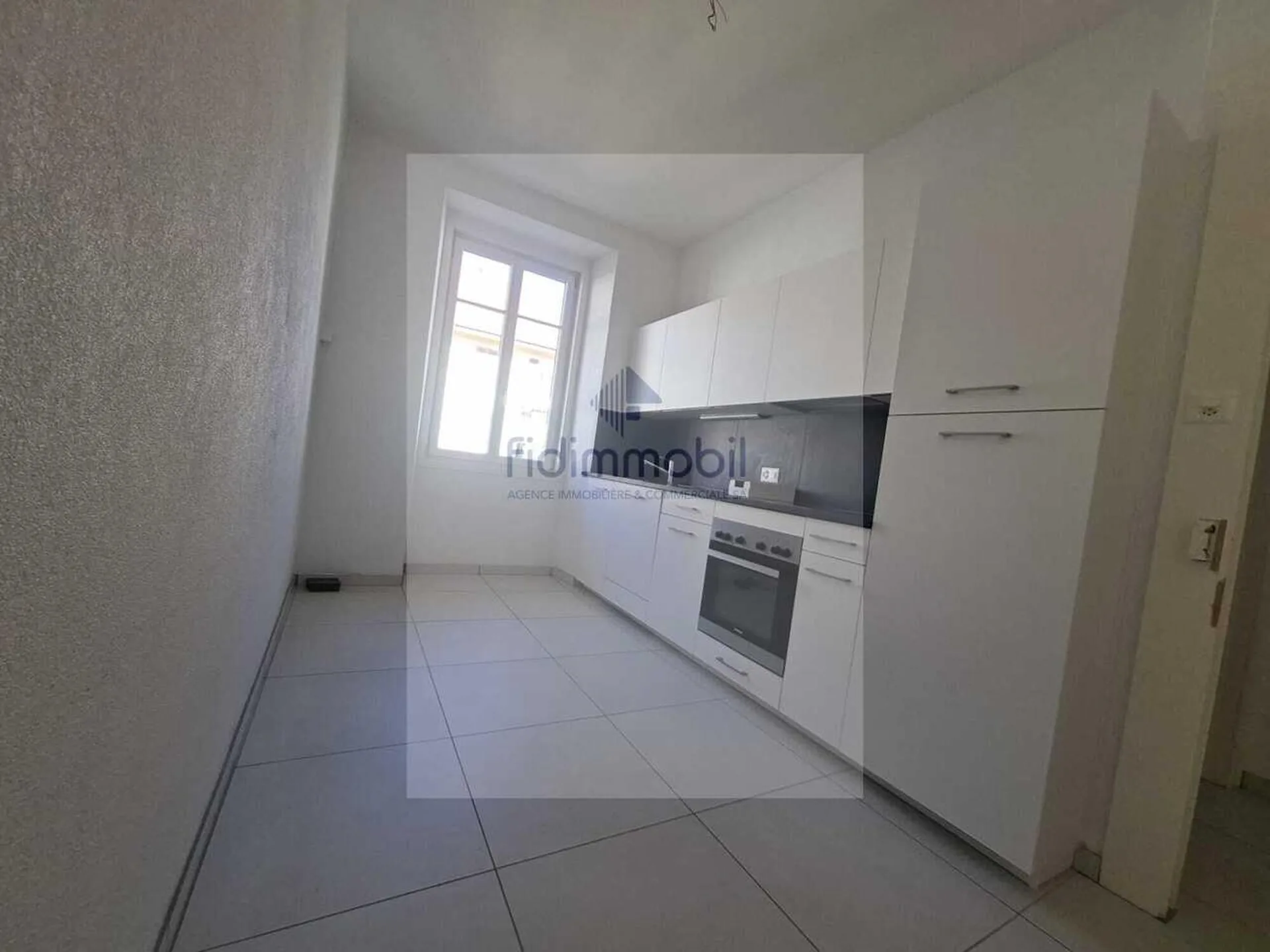Prächtige 3,5-Zimmer-Wohnung, komplett renoviert, Rue Numa-Droz 171, La Chaux-de-Fonds