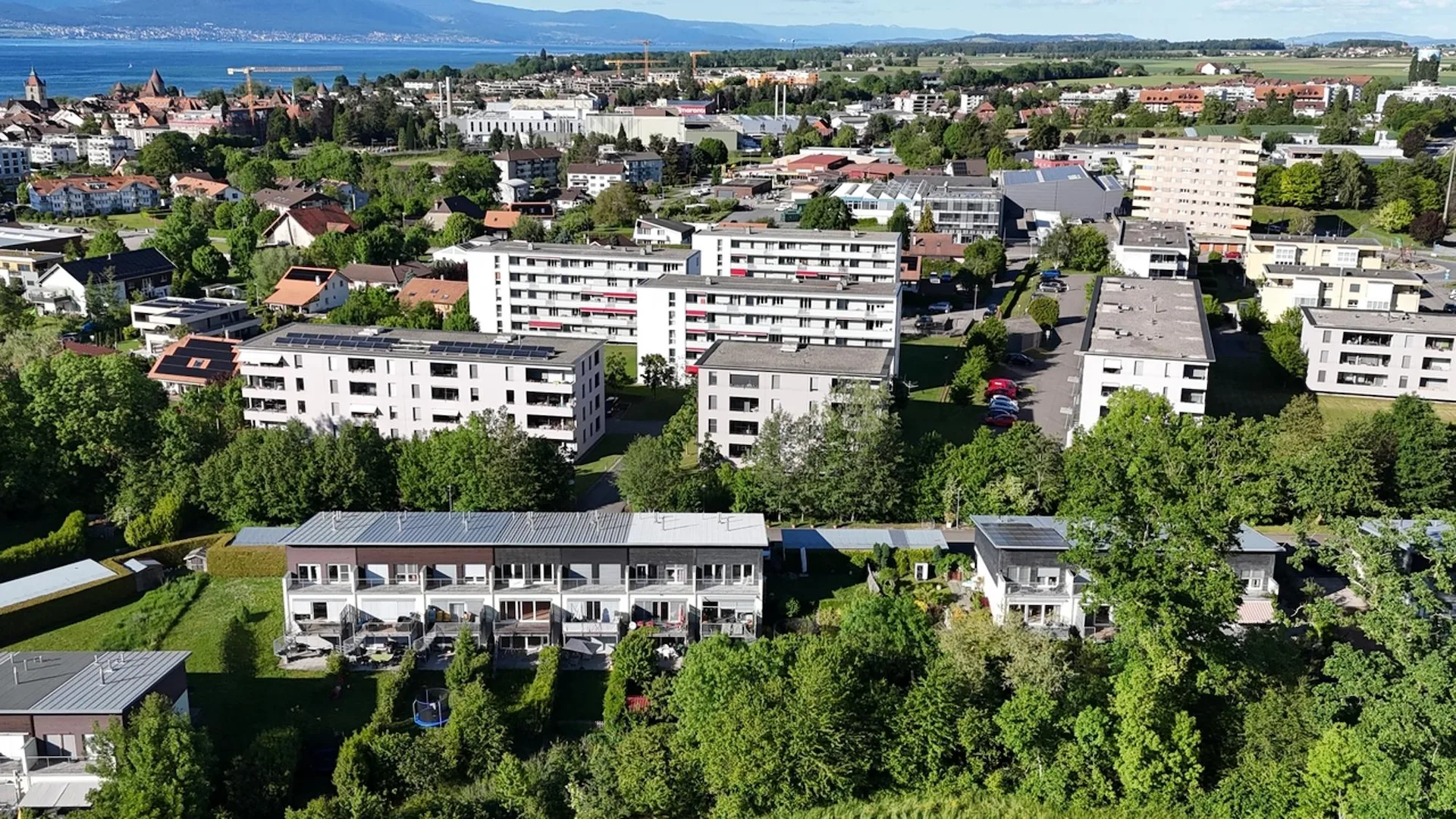 Estavayer-le-Lac Triplex mit Garten, 5.5 Zimmer, sofort verfügbar!