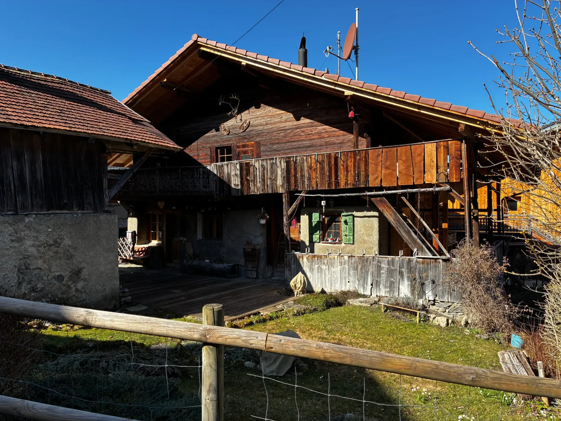 Viager occupé - 5min stations de skis - Chalet alpin authentique – Entièrement rénové –   Panex