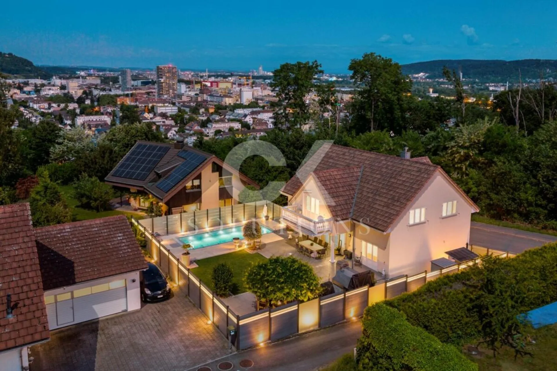 Exklusive Traumvilla mit Panoramablick - Luxuriöses Wohnen in bester Lage!