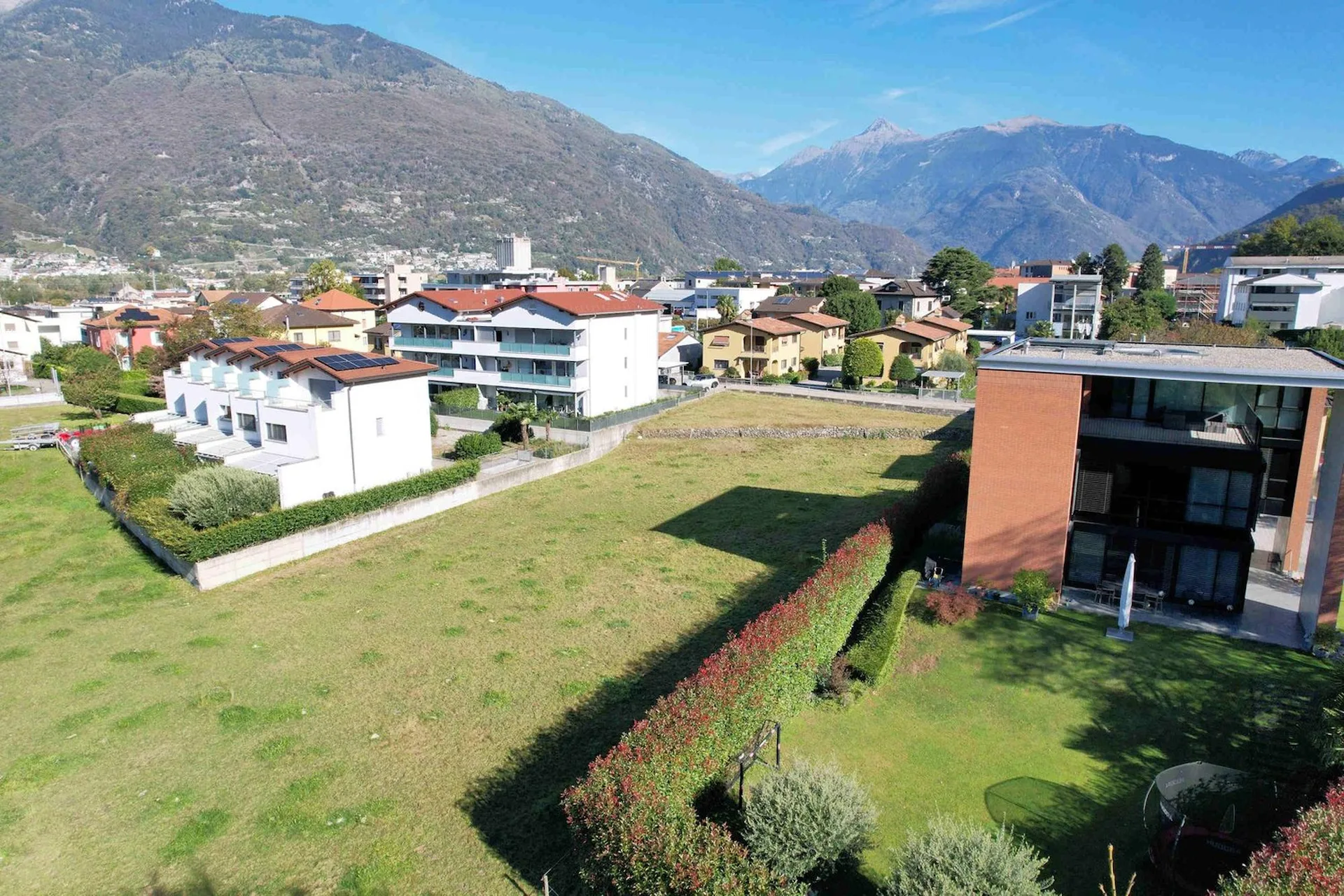 Neue Wohnung mit Terrasse in exklusivem Wohngebiet