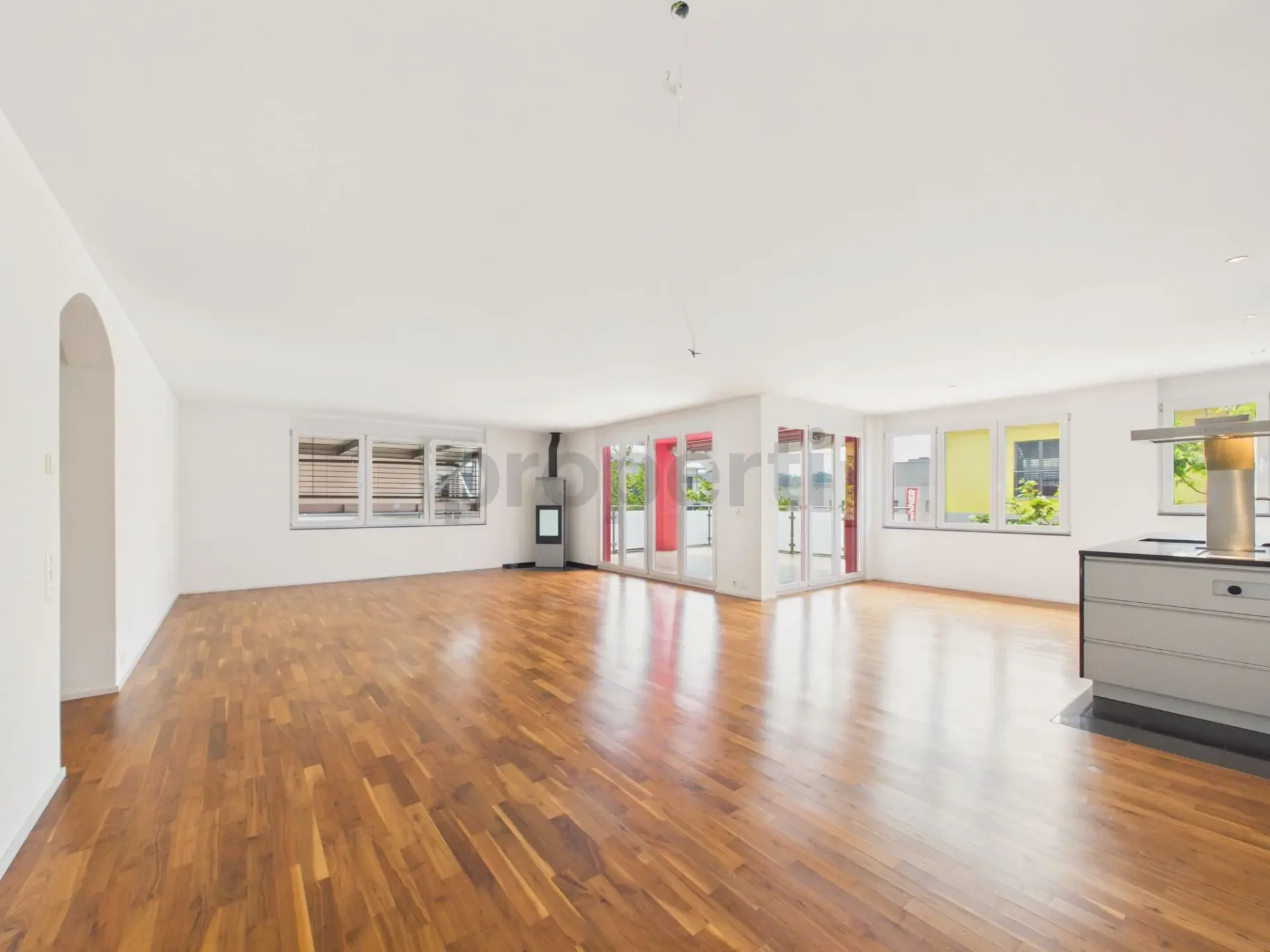 Grosszuegige 5.5-Zimmer-Wohnung mit Balkon, Wilen b. Wil