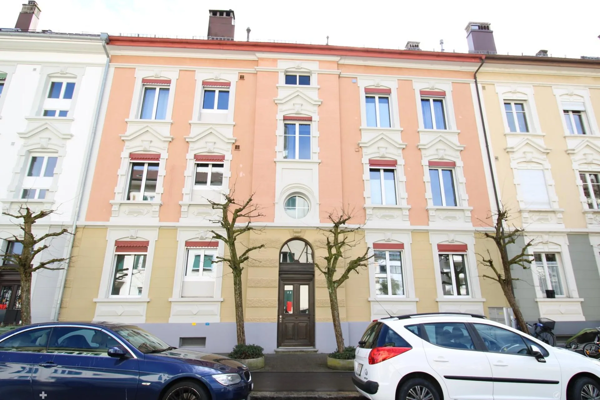 Grosse 4½-Zimmerwohnung mit Balkon in Jugendstilhaus nahe Bahnhof