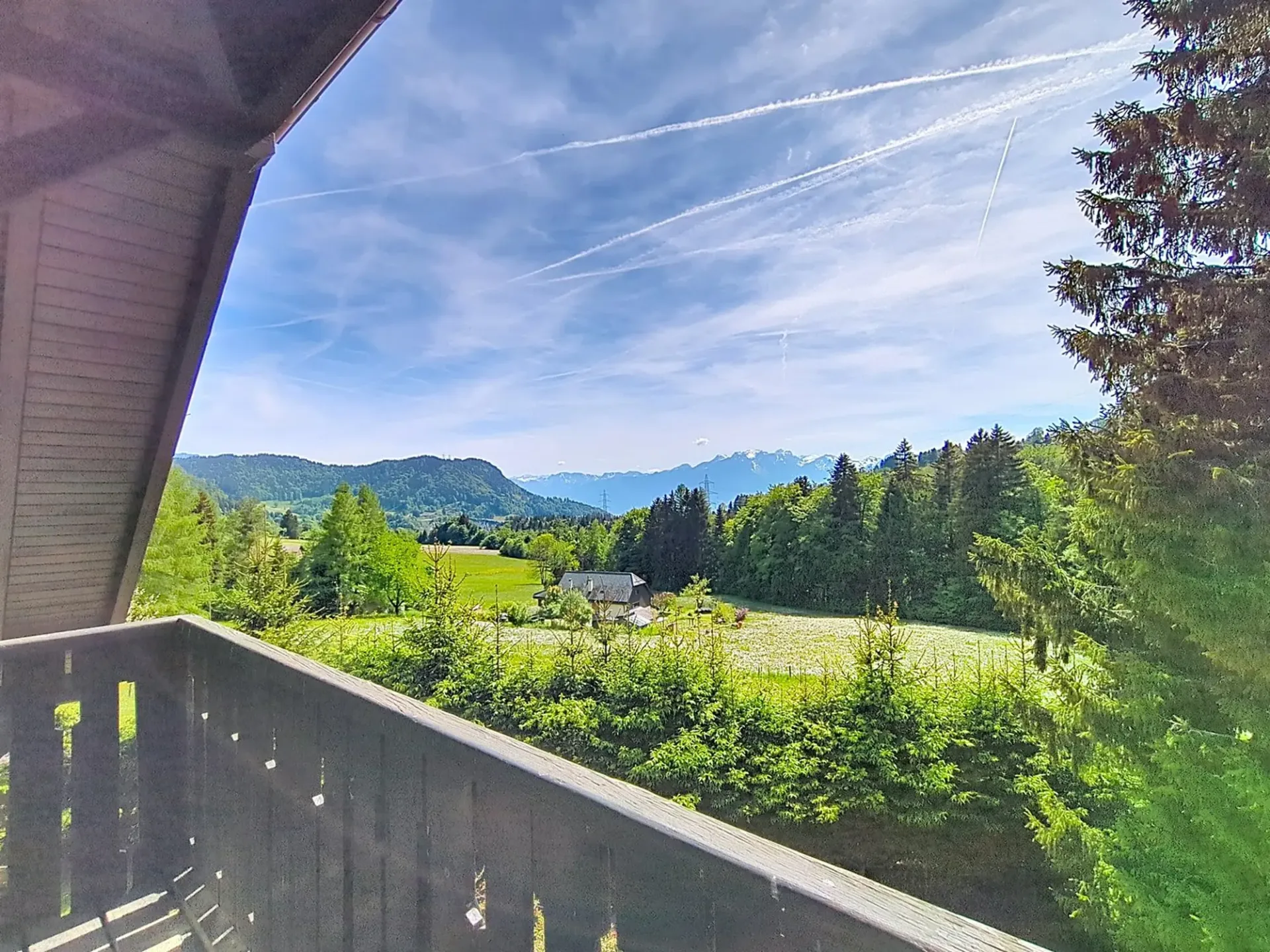 Großes Chalet im Herzen der Natur und nahe bei Vevey und Montreux