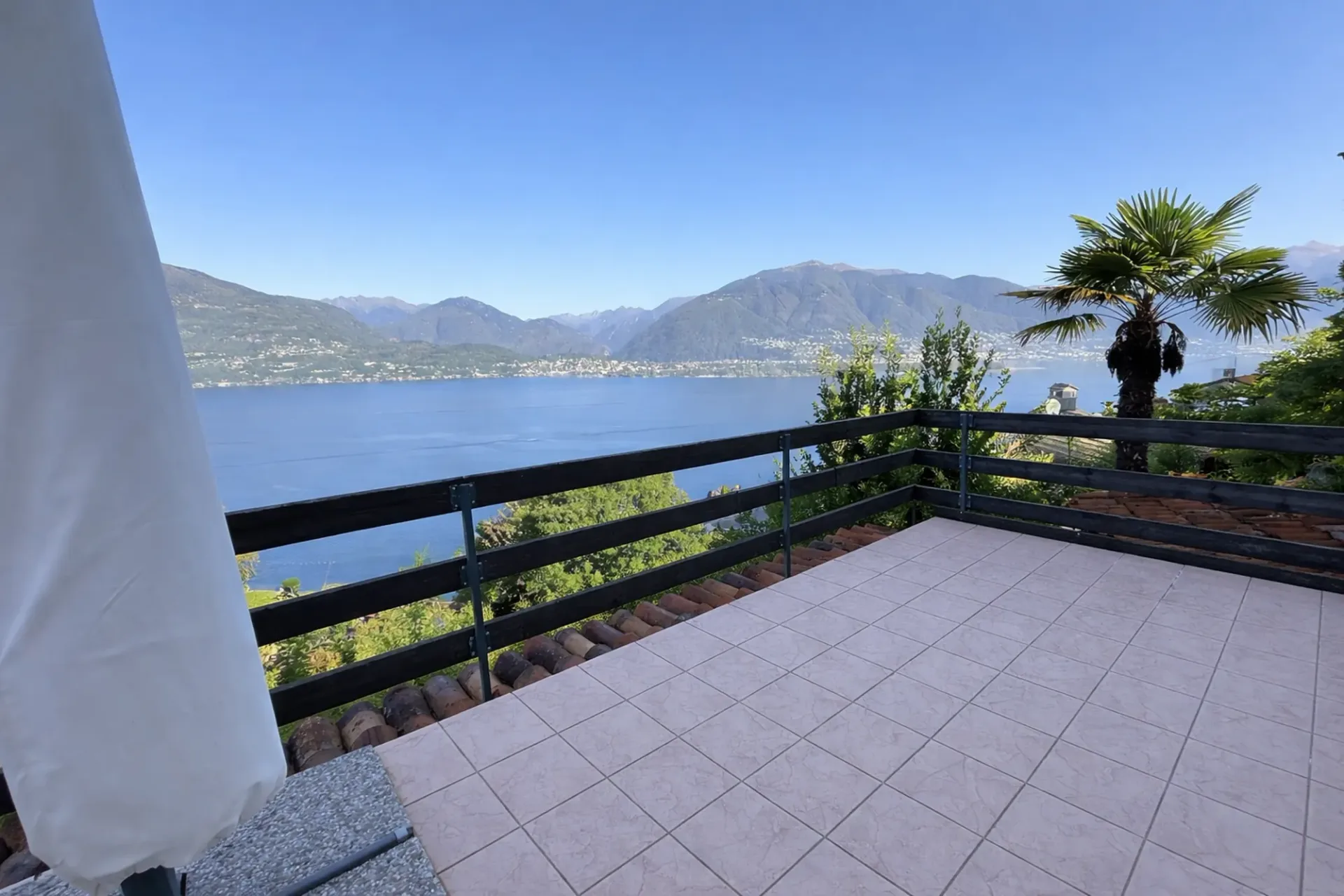 GERRA- GAMBAROGNO .. UN 4 LOCALI CON VISTA INCANTEVOLE