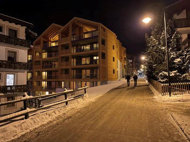 Neubau z'Dufour | 4.5 Zimmewohnung | 3. OG | Erstwohnsitz