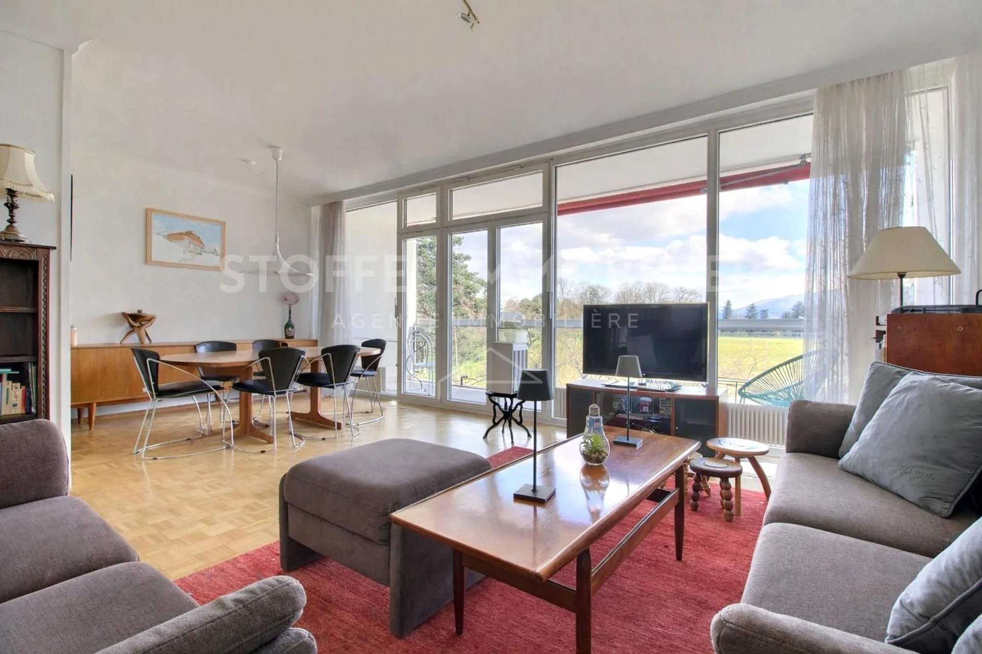 Spacious 5-room apartment - Exclusive