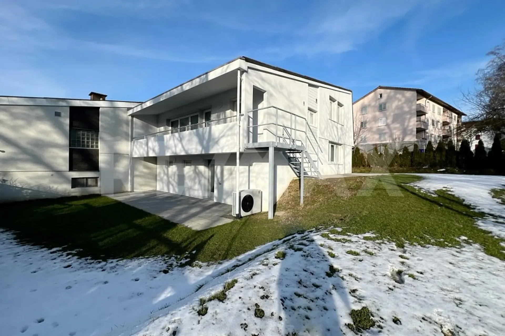 Familienfreundliches Zuhause mit Ausbaupotenzial direkt am Bach