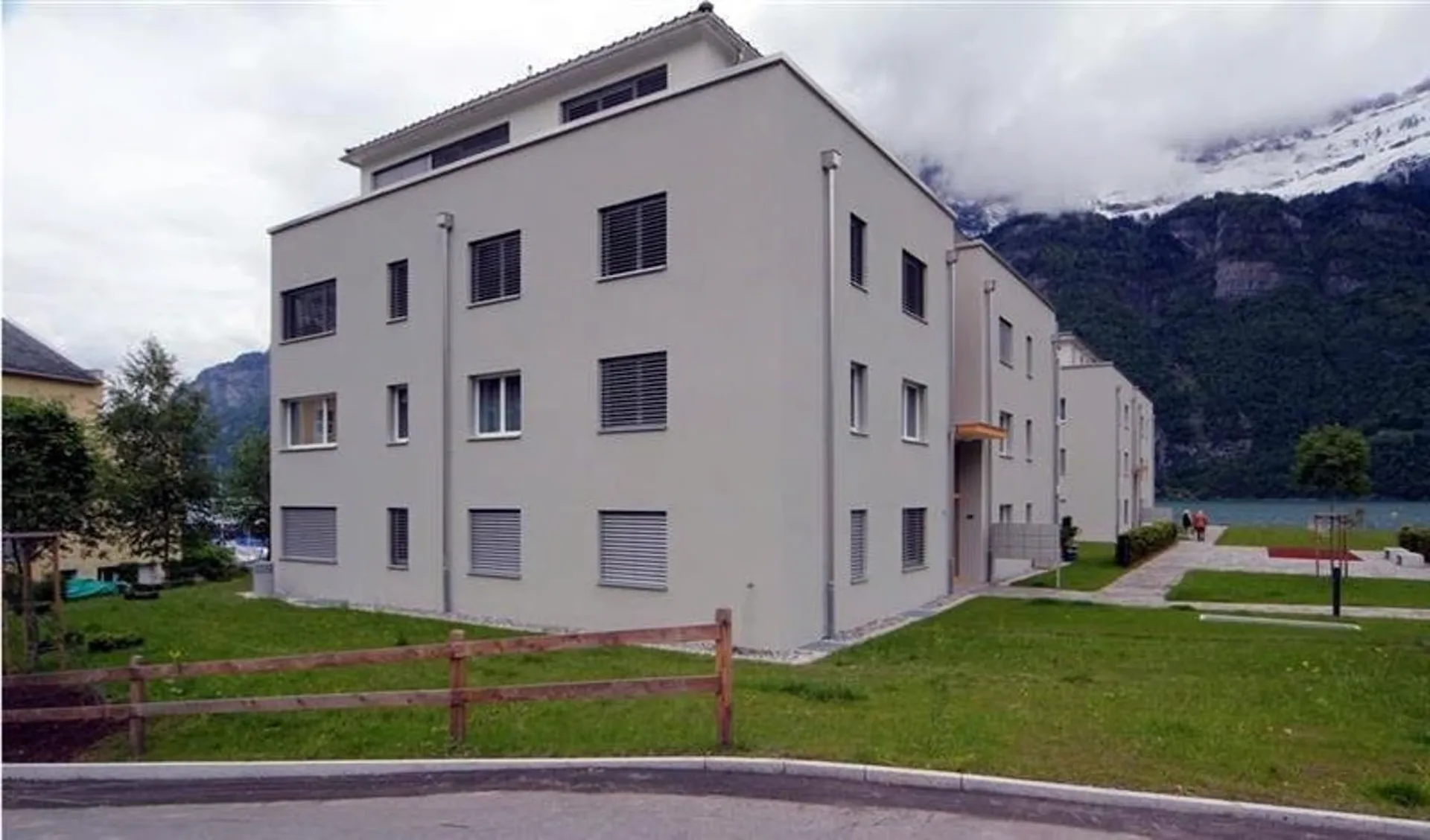 Wunderschöne Wohnung in Unterterzen zu vermieten!