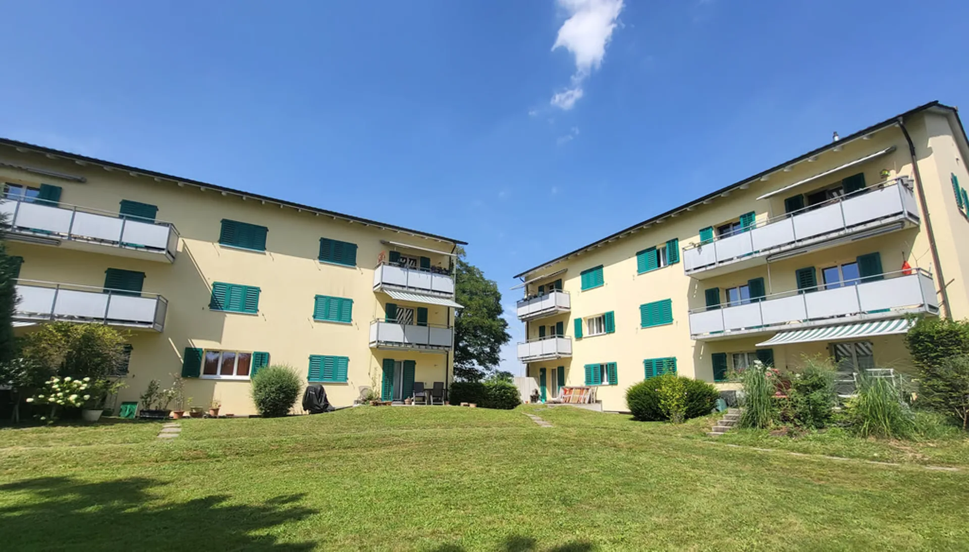 Helle Wohnung mit Blick ins Grüne