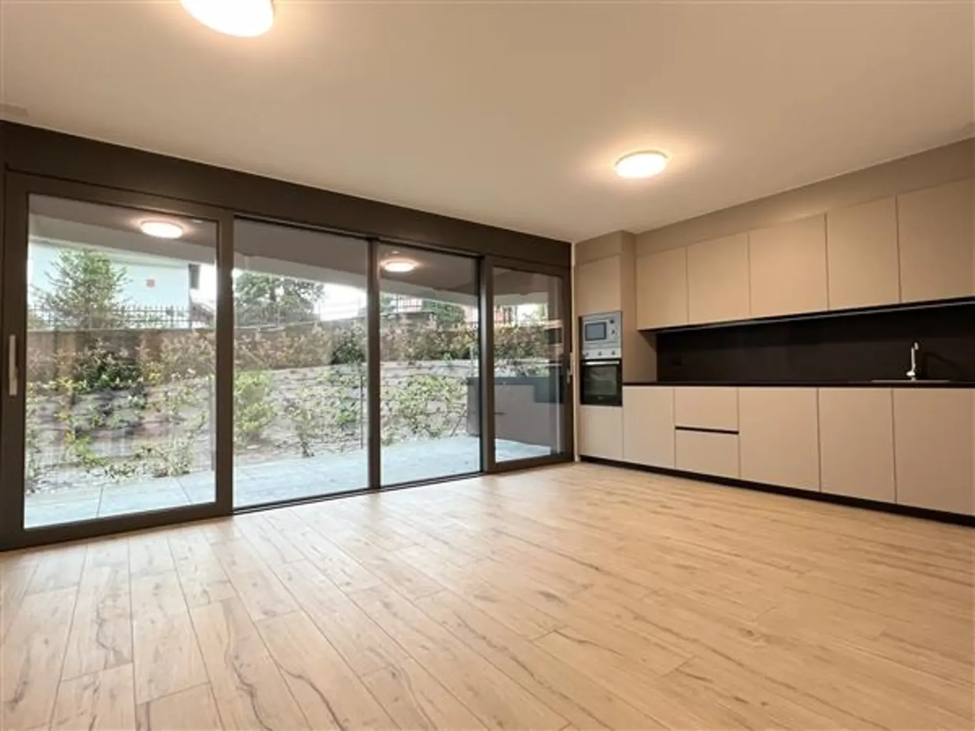 Breganzona: Eingerichtete 2.5-Zimmer-Wohnung