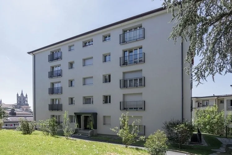 Place de parc intérieure au centre de Lausanne