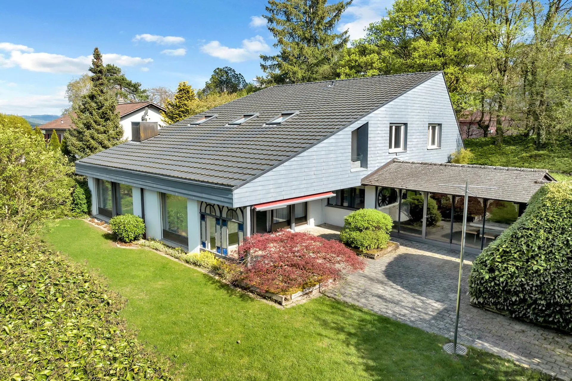 Charmantes 6.5-Zimmer-Einfamilienhaus in ruhiger Lage von Kehrsatz