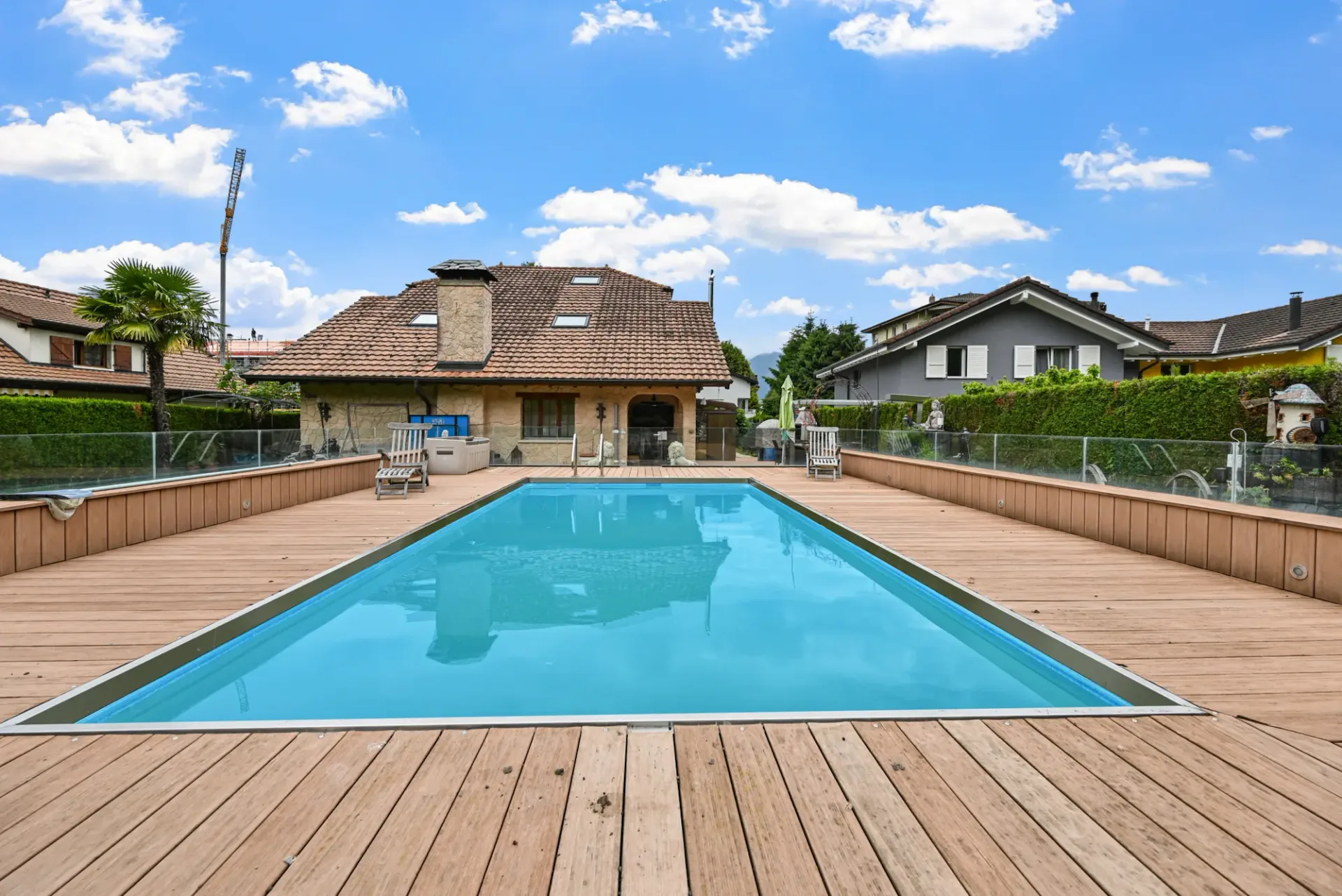BOUVERET - BELLE VILLA INDVIDUELLE 8 PIECES AVEC PISCINE ET JARDIN