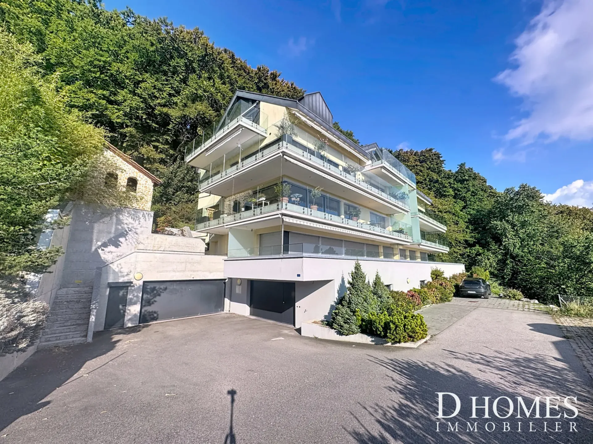 UNIQUE I Magnifique appartement de 3,5 pièces avec vue imprenable