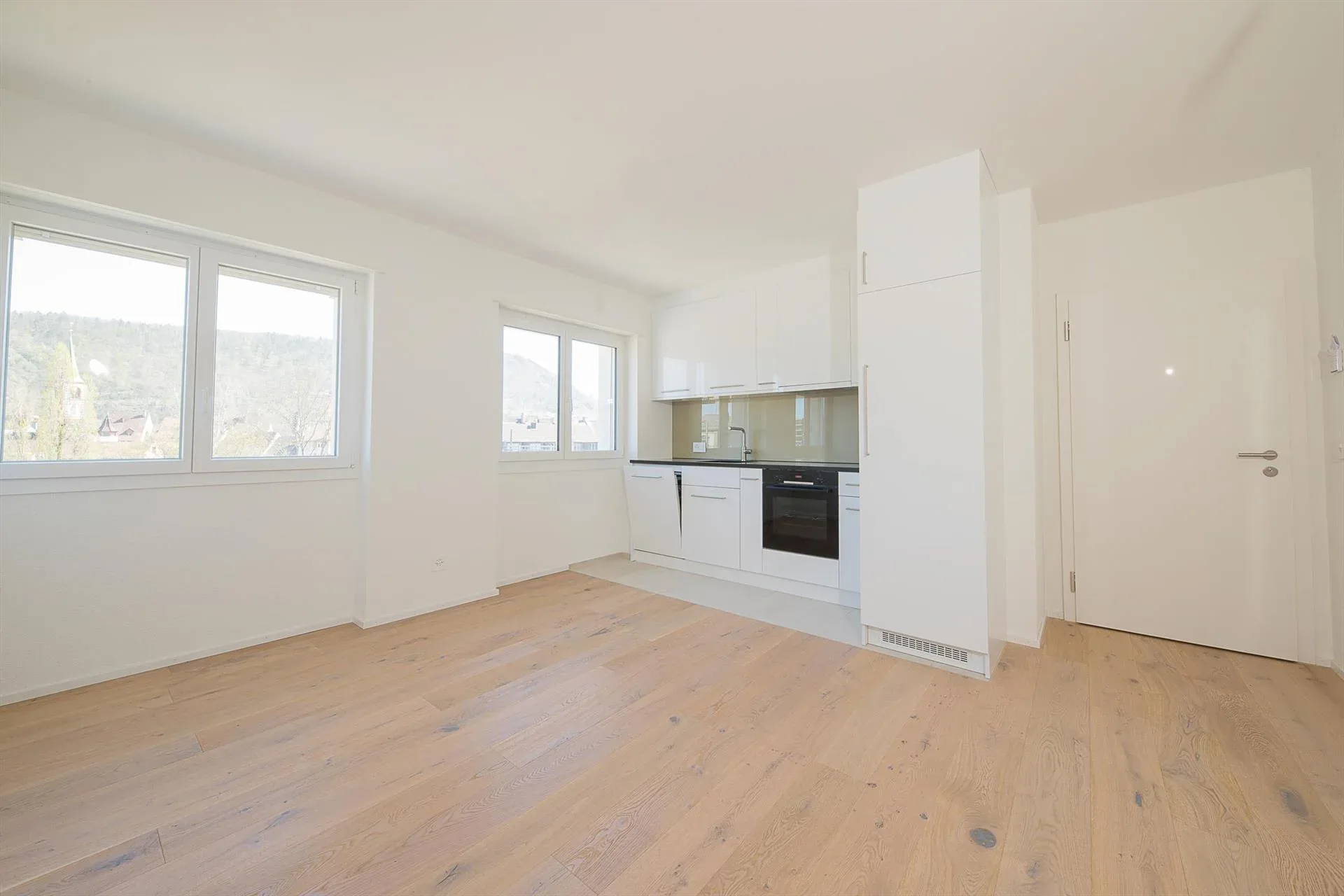 Sanierte 4.5 Zimmerwohnung mit Weitsicht