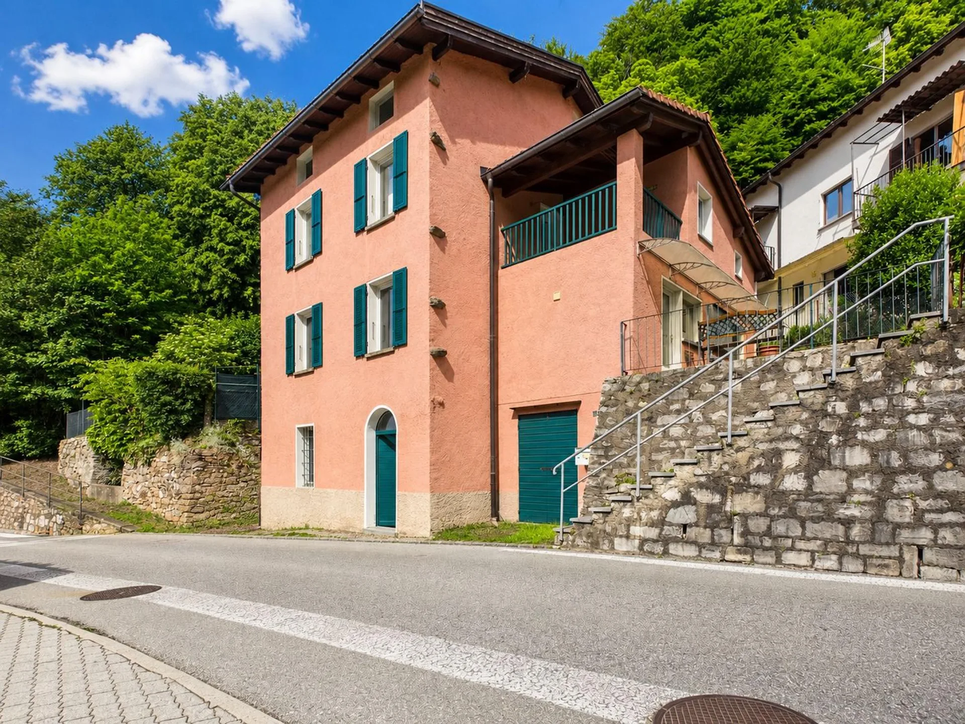 Traumhaftes Einfamilienhaus voller Charme mit Garten