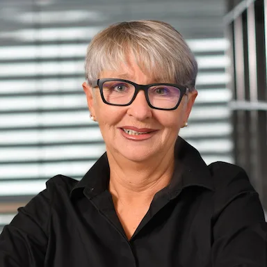 Claudia Alder