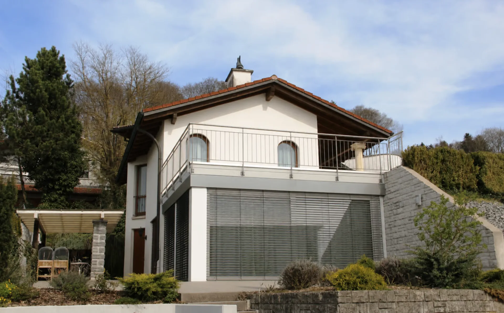 Für Singles und Paare - Wohnung im EFH