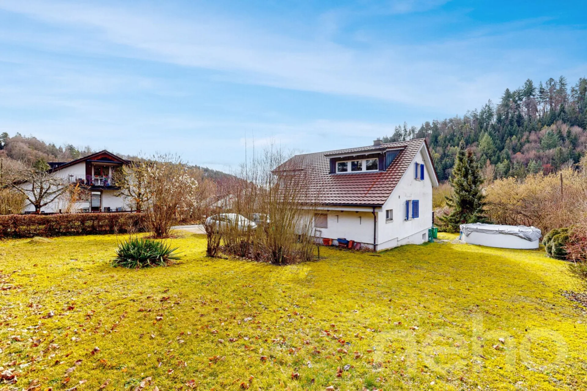Freistehendes Einfamilienhaus auf 971 m2 Grundstück