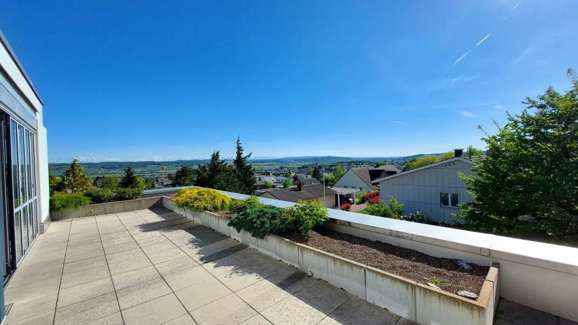 Aussergewöhnliche Attika-Wohnung mit herrlicher Aussicht