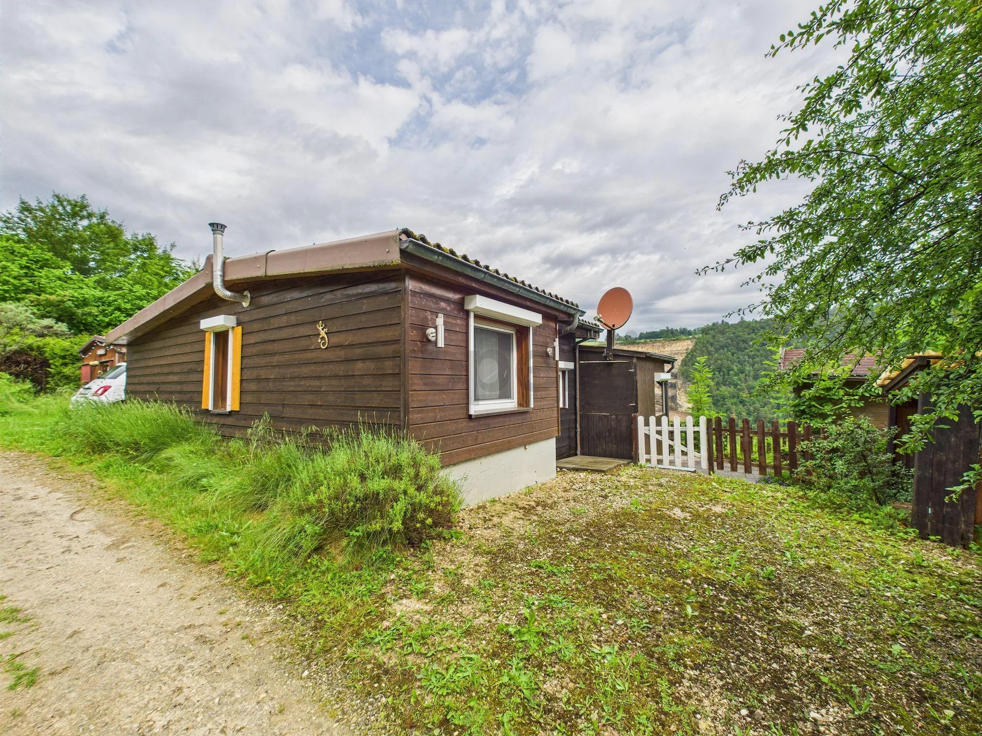 Idyllic Chalet in Vermes: Pure Relaxation in Dreamlike Nature!