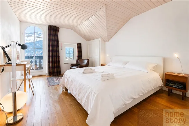 Dachgeschosswohnung in Gryon mit Balkon und Alpenblick