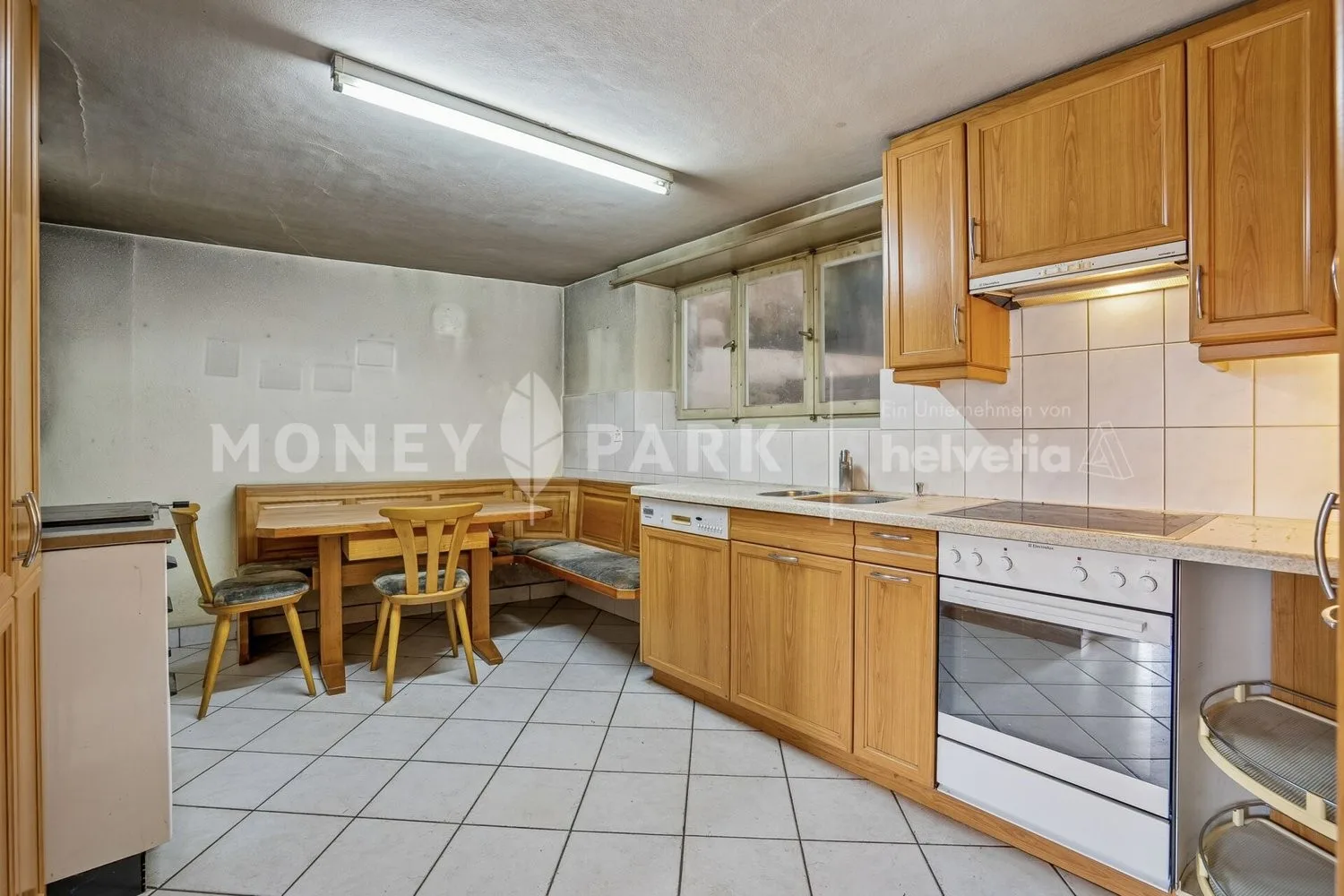 5.5-Zimmer-Reihenmittelhaus mit Ausbaupotenzial