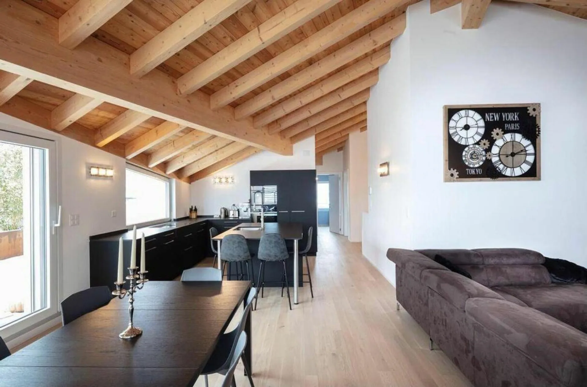 Dachgeschosswohnung 4.5 Zimmer in Conthey