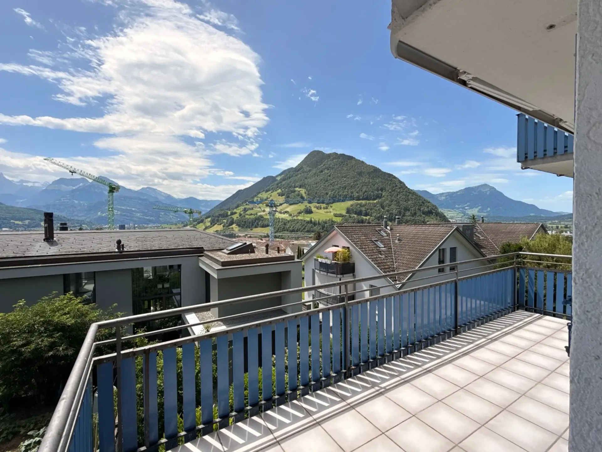 Grosszügige Wohnung mit Panoramaaussicht in Schwyz