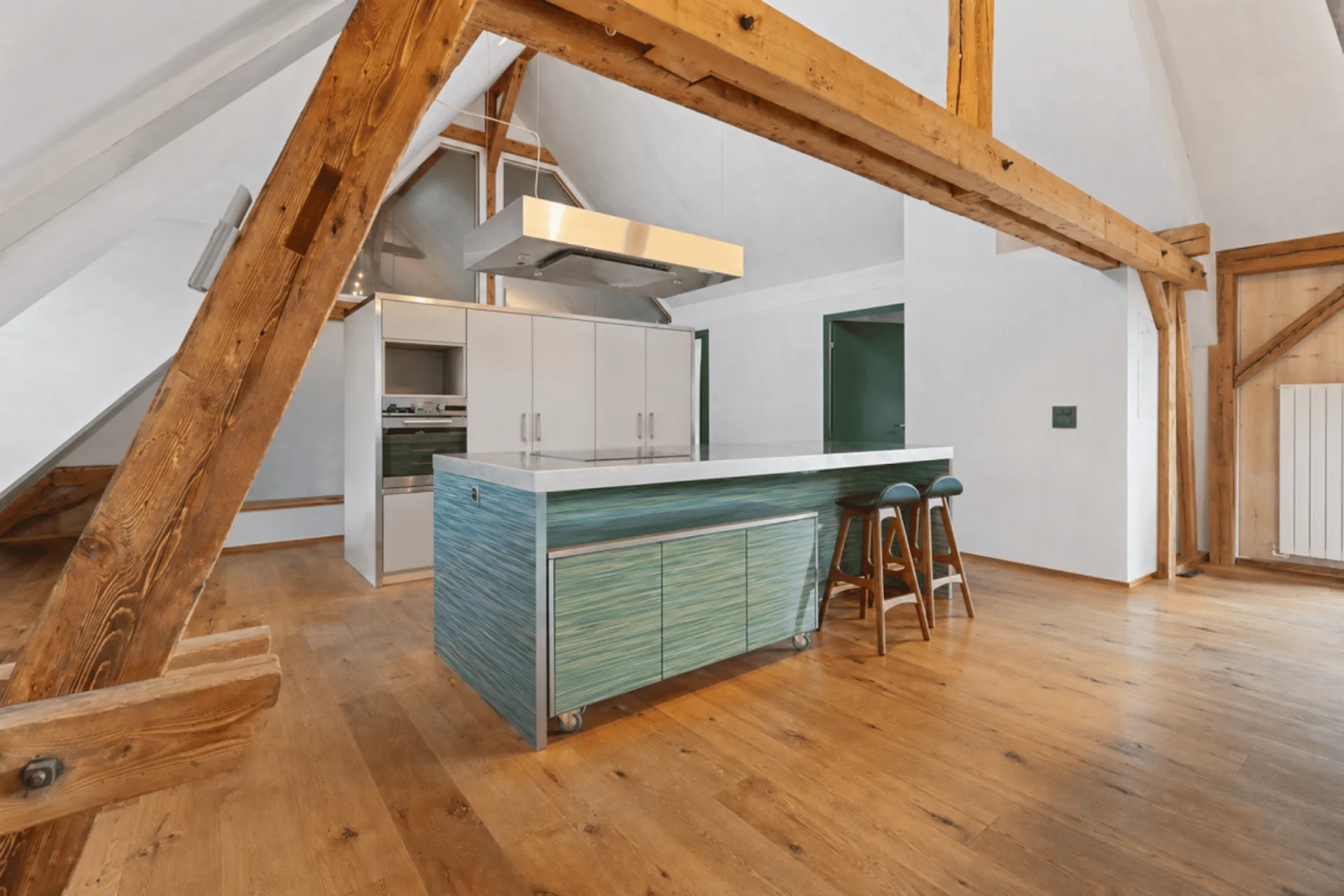 2.5-Zi.-Attikawohnung mit Dachterrasse - Kreis 4