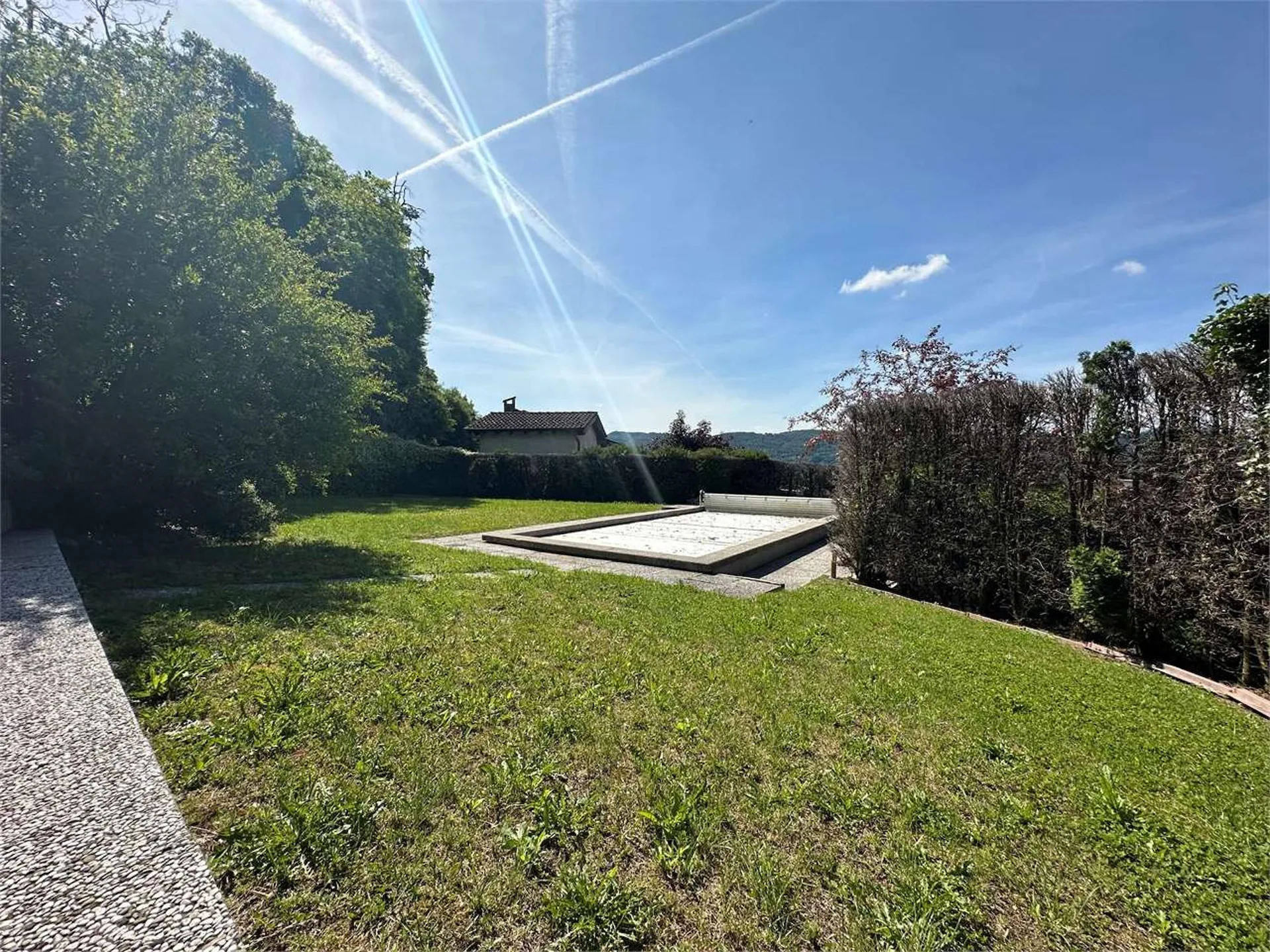 Splendida Villa Unifamiliare con piscina a Morbio Inferiore, in esclus