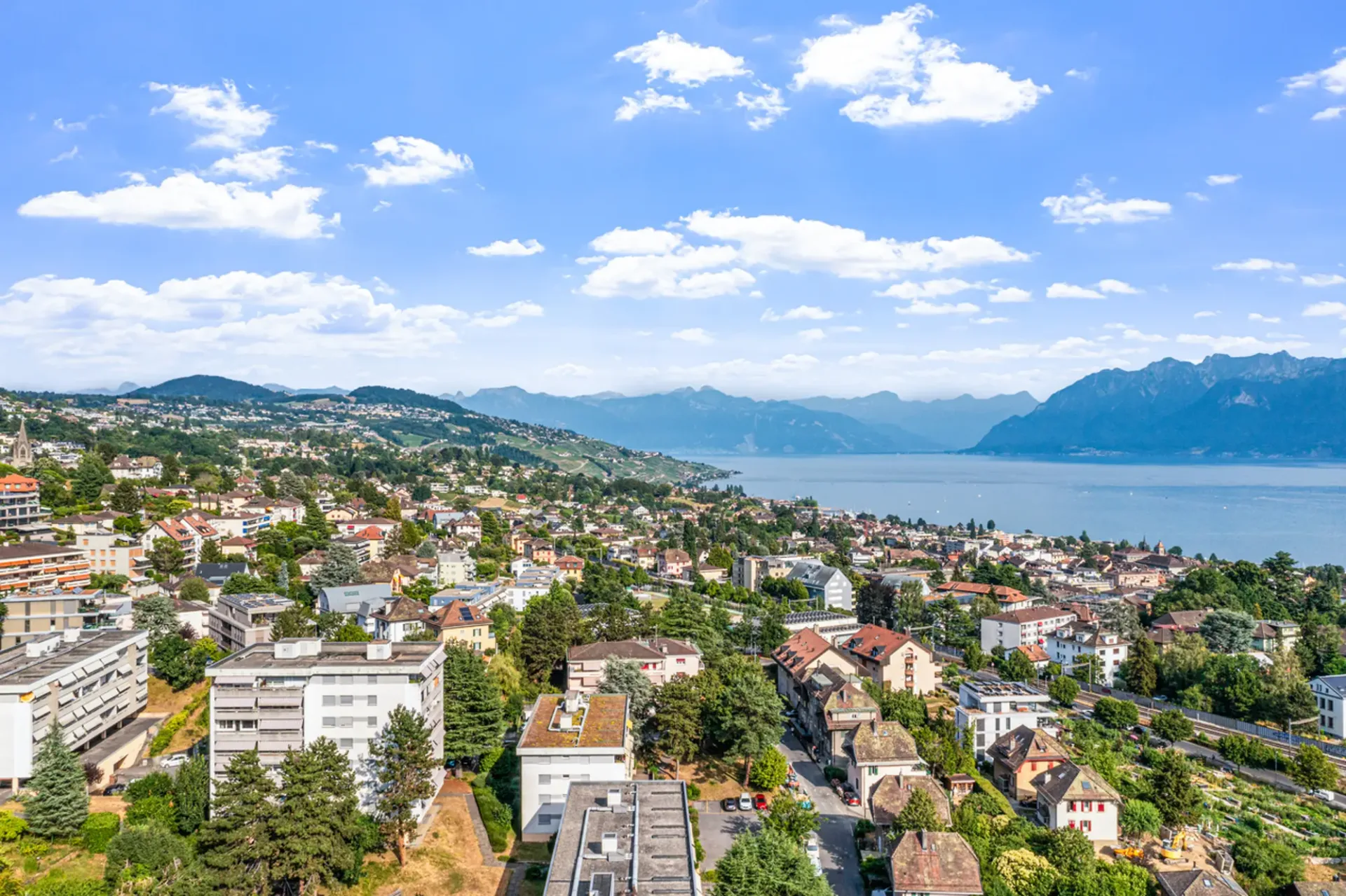 Schönes renoviertes Appartement mit Kamin
